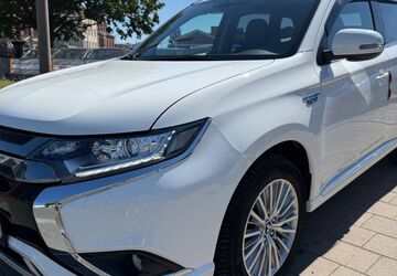Mitsubishi Plug-in Hybrid Outlander 118.872 km 17.900 &euro; Fürth 90763