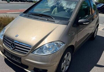 Mercedes-Benz A 160 94.000 km 2.500 &euro; Nürnberg 90449