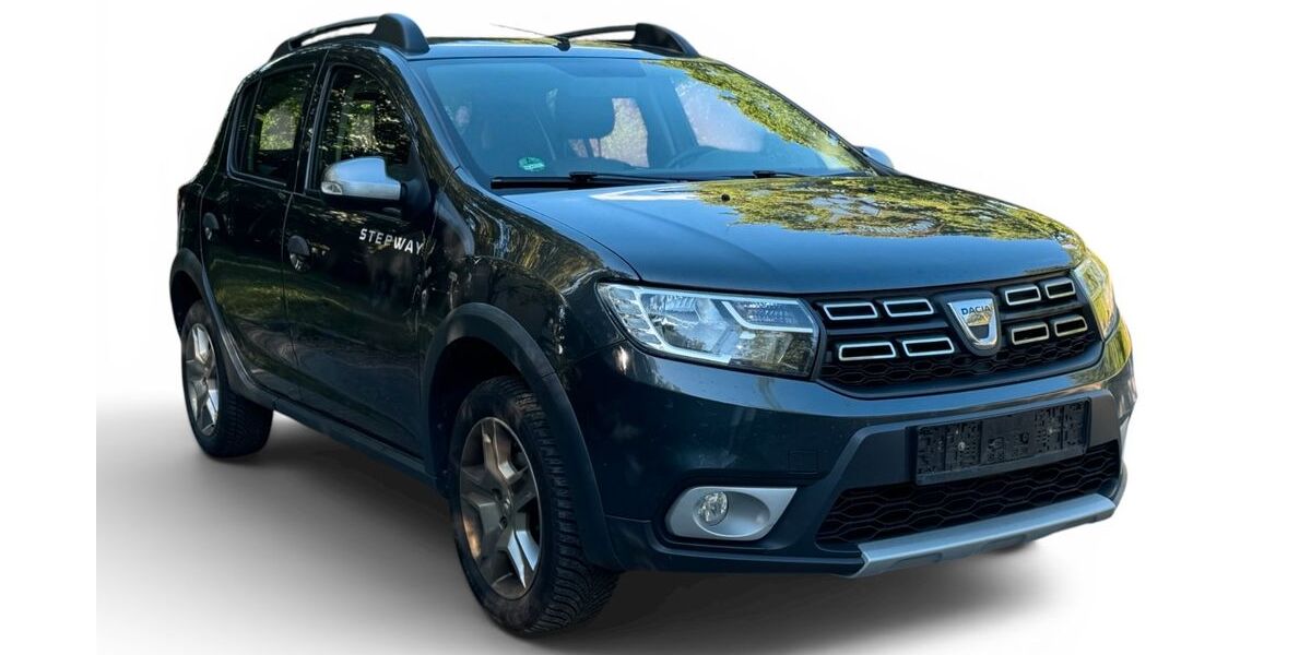 Dacia Sandero 141.000 km 6.300 &euro; Erlangen 91056