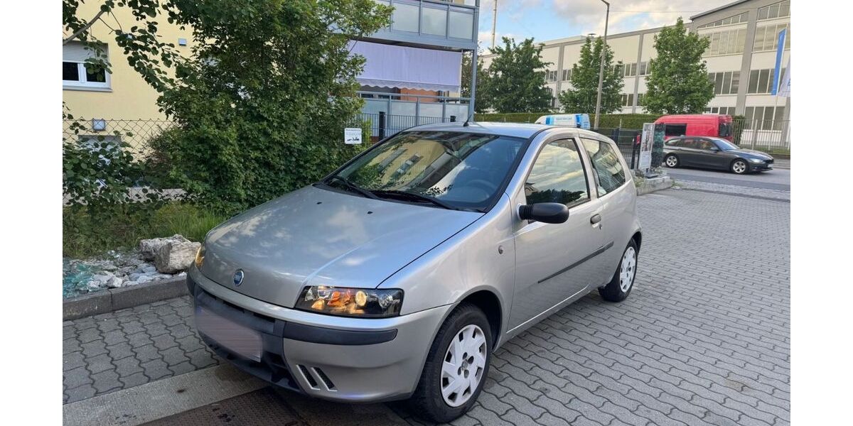 Fiat Punto 107.323 km 1.300 &euro; Fürth 90763