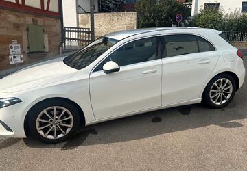 Mercedes-Benz A 180 48.000 km 19.990 &euro; Veitsbronn 90587