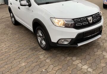 Dacia Sandero 94.000 km 9.980 &euro; Nürnberg 90475