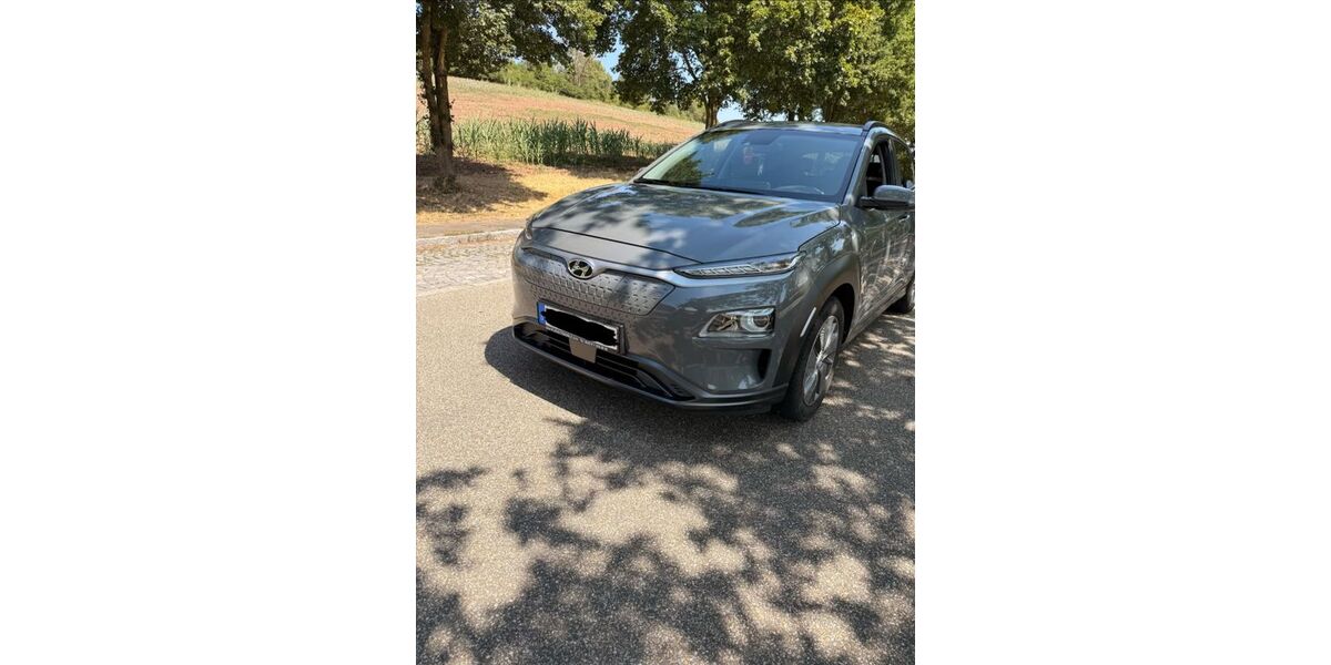 Hyundai KONA Elektro 65.000 km 16.500 &euro; Wilhermsdorf 91452