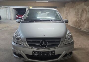 Mercedes-Benz B 180 255.777 km 1.900 &euro; Nürnberg 90431