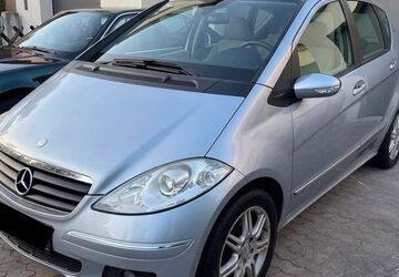 Mercedes-Benz A 180 284.000 km 849 &euro; Nürnberg 90455