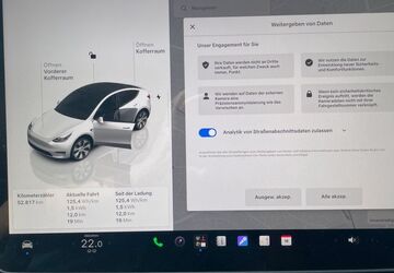 Tesla Model Y 53.300 km 36.800 &euro; Fürth 90768
