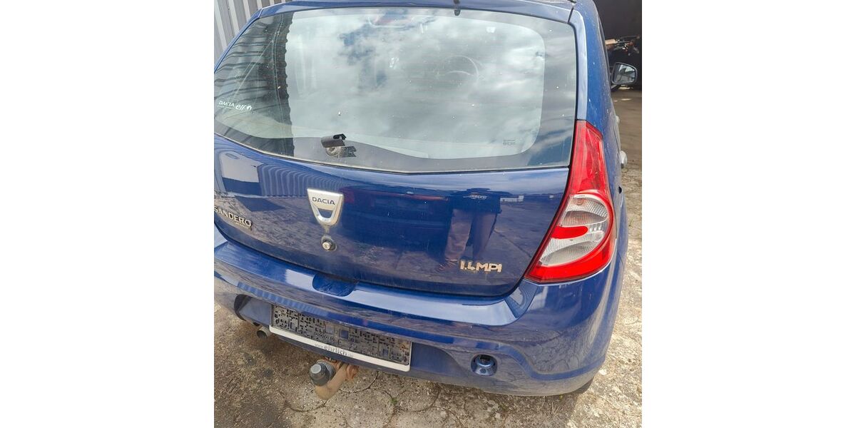 Dacia Sandero 206.793 km 700 &euro; Nürnberg 90411