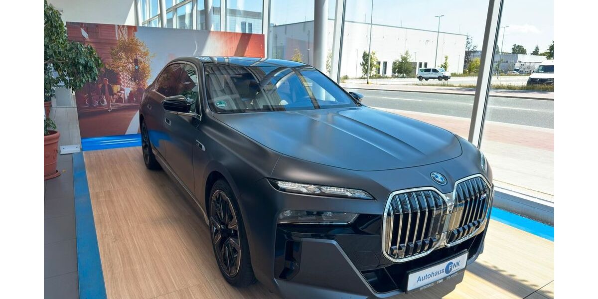 BMW M760 6.197 km 125.880 &euro; Erlangen 91058