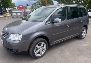 VW Touran 209.000 km 3.600 &euro; Nürnberg 90463