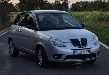 Lancia Ypsilon 172.000 km 1.999 &euro; Fürth 90765