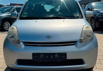 Daihatsu Sirion 98.795 km 1.999 &euro; Fürth 90763