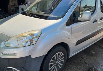 Peugeot Partner Tepee 176.000 km 4.950 &euro; Nürnberg 90453