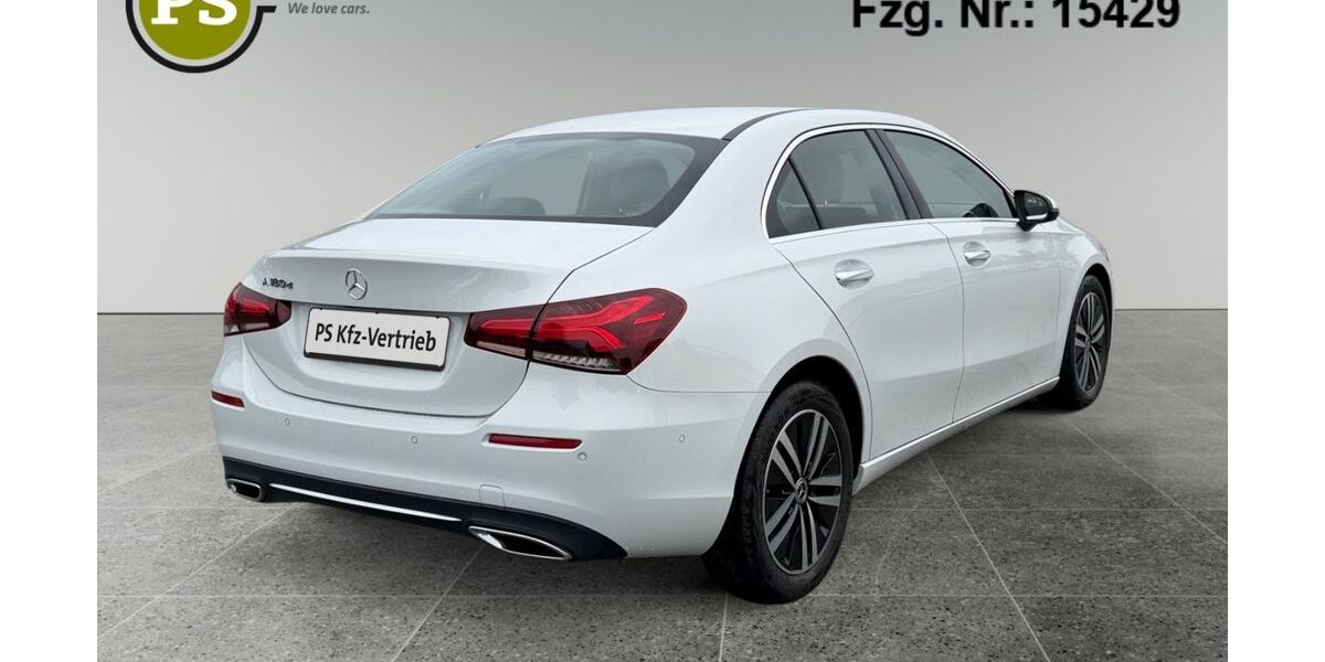Mercedes-Benz A 180 191.300 km 16.580 &euro; Nürnberg 90480