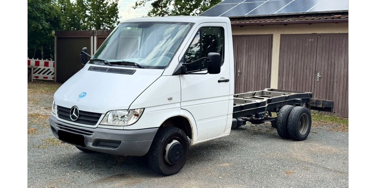 Mercedes-Benz Sprinter 150.000 km 4.990 &euro; Stein 90547