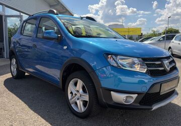 Dacia Sandero 166.300 km 5.990 &euro; Fürth 90763
