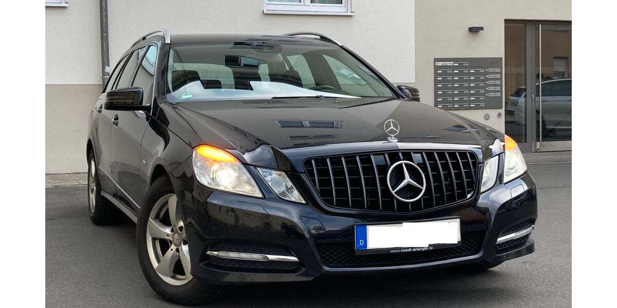 Mercedes-Benz E 220 329.984 km 2.799 &euro; Nürnberg 90409