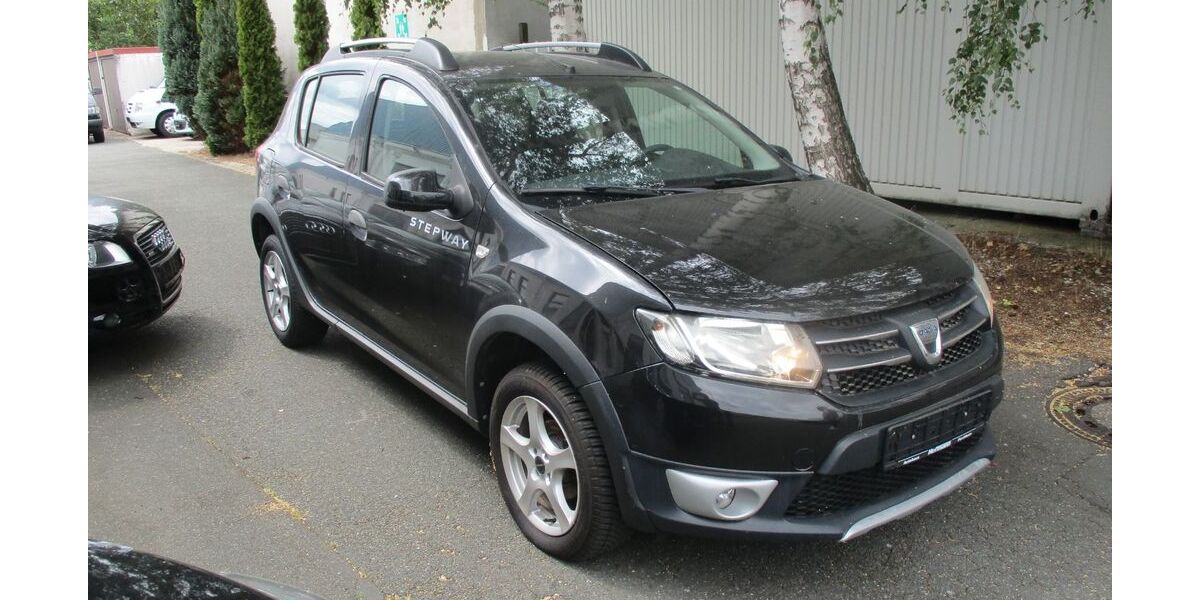 Dacia Sandero 59.000 km 6.999 &euro; Nürnberg 90431