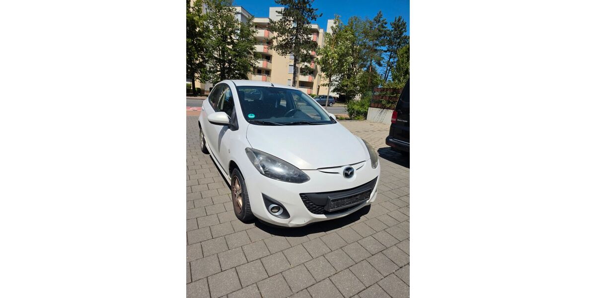 Mazda 2 227.334 km 1.200 &euro; Röthenbach 90552