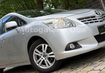Toyota Verso 145.800 km 6.990 &euro; Nürnberg 90431