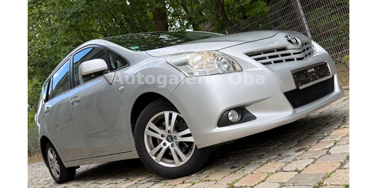 Toyota Verso 145.800 km 6.990 &euro; Nürnberg 90431