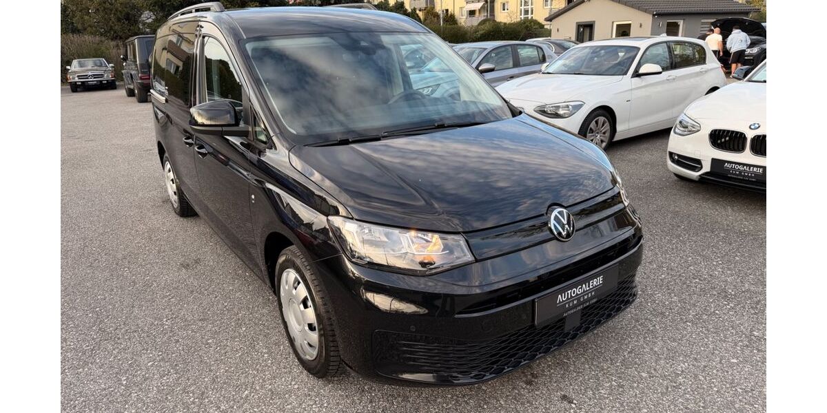 VW Caddy Maxi 73.700 km 25.950 &euro; Fuerth 90763