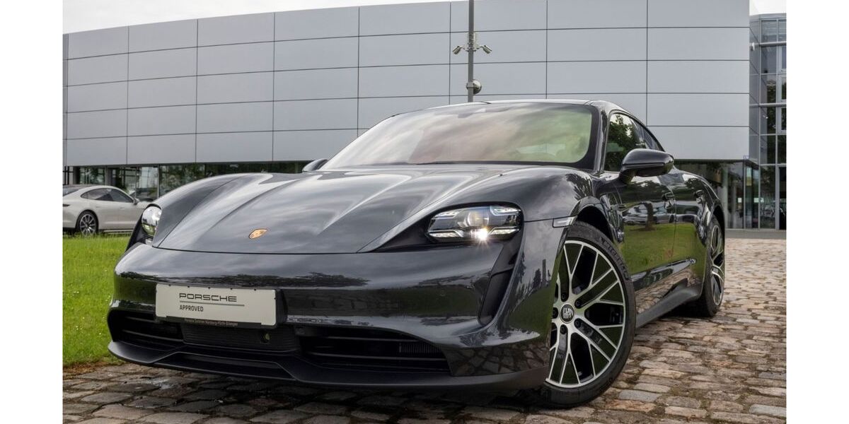 Porsche Taycan 31.600 km 72.990 &euro; Nürnberg 90425