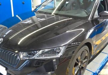 Skoda Octavia 165.000 km 18.990 &euro; Nürnberg 90431