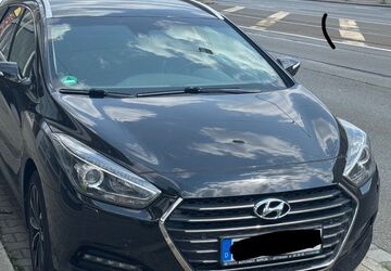 Hyundai i40 238.000 km 4.200 &euro; Nürnberg 90552