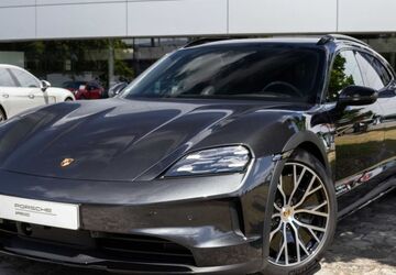 Porsche Taycan 49.000 km 79.990 &euro; Nürnberg 90425
