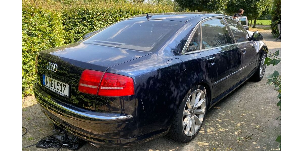 Audi A8 315.000 km 10.000 &euro; Nürnberg 90471