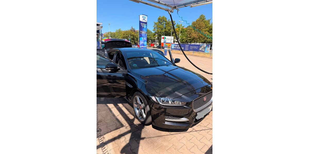 Jaguar XE 110.500 km 18.000 &euro; Nürnberg 90471
