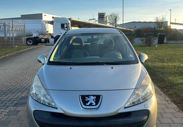 Peugeot 207 128.470 km 2.500 &euro; Wilhelmsdorf 91389