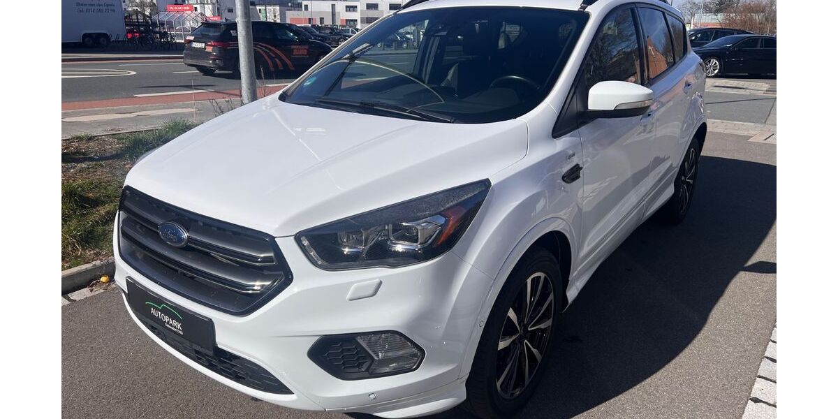 Ford Kuga 88.000 km 12.900 &euro; Nürnberg 90449