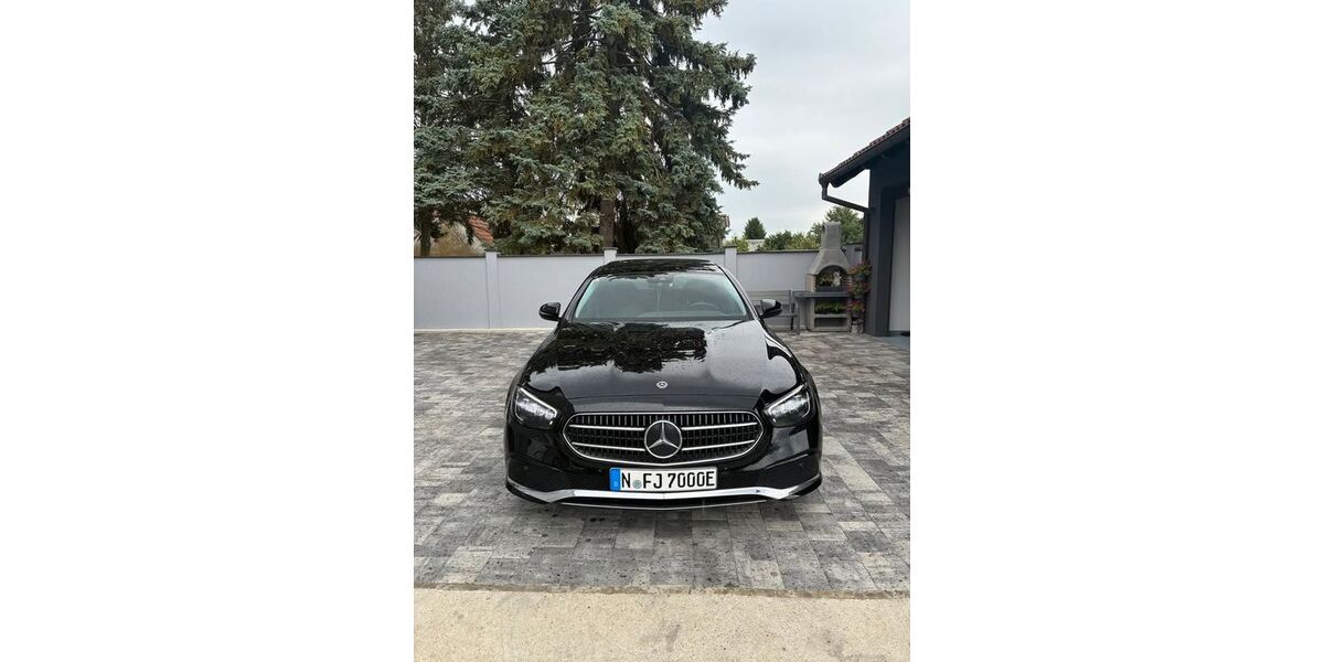 Mercedes-Benz E 300 165.000 km 27.900 &euro; Nürnberg 90443